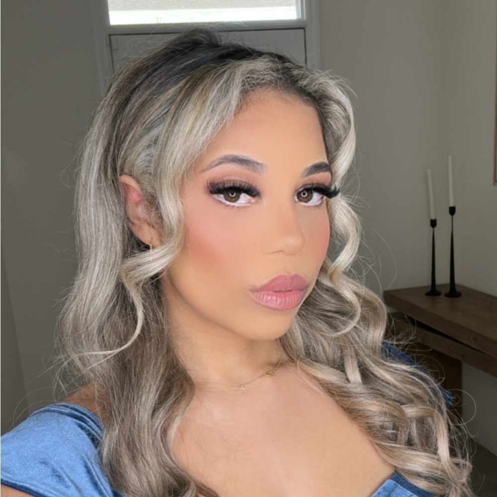 Meet your Posher, Sasha